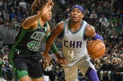 湖人詹姆斯荣登篮球名人堂：篮球传奇再续辉煌